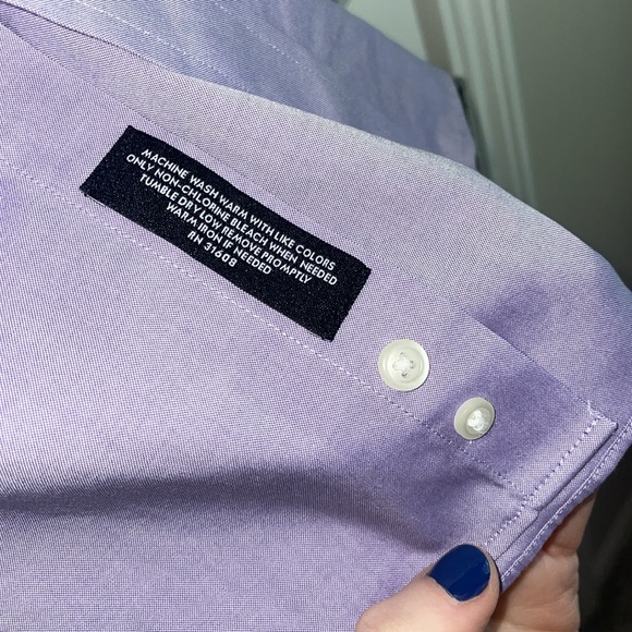 Men’s Jos A Bank Traveler Slim Fit Button Down - Picture 4 of 6